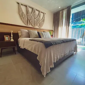 Stylish 2br Private Pool, Terrace, Fast Wifi A102 Hotel